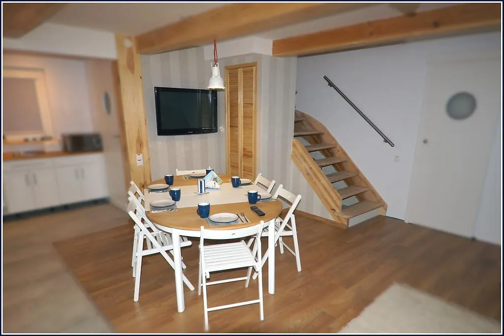 Kapitan S Apartment Gdansk